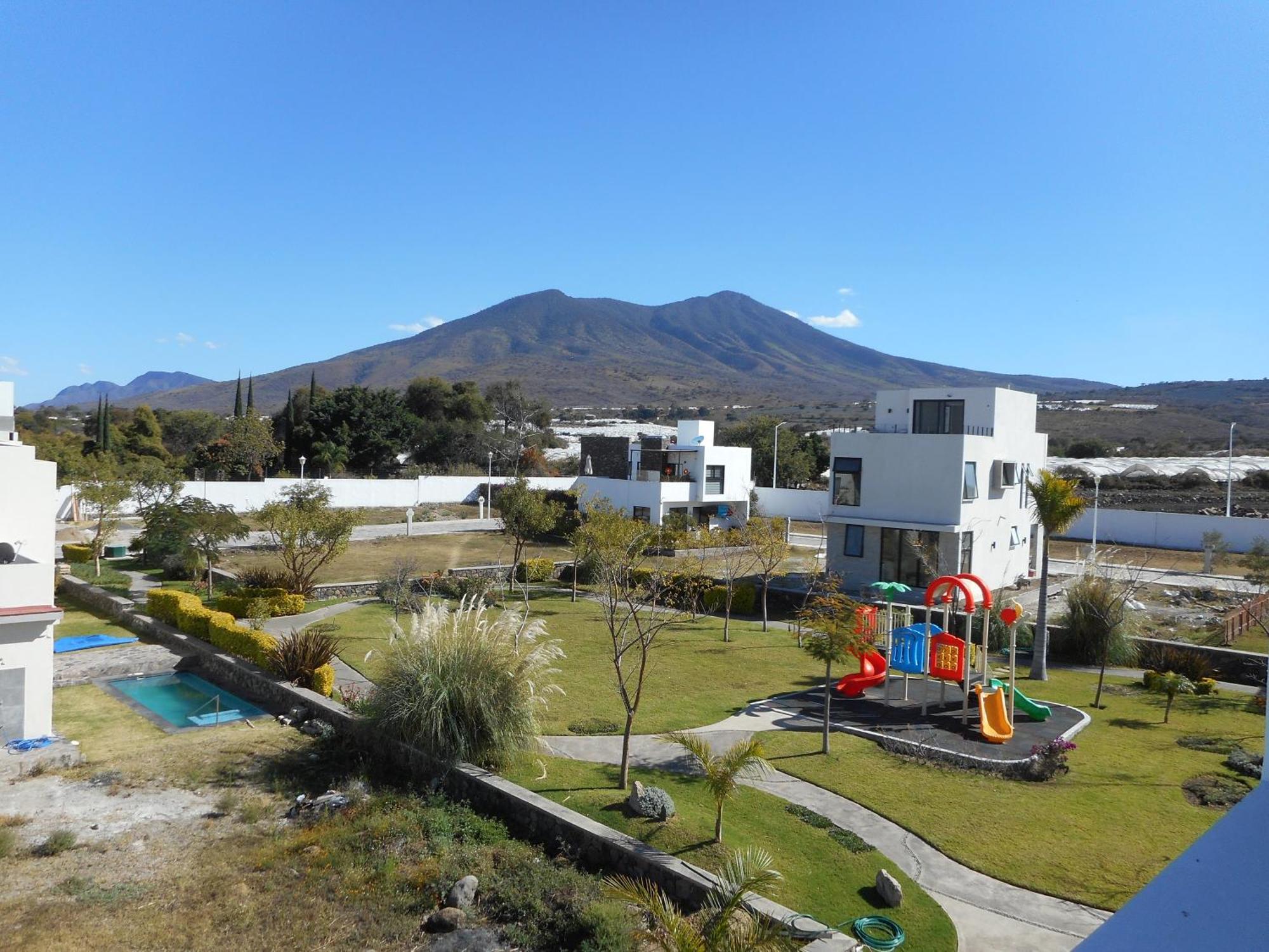 Hermosa Casa En Orilla Del Lago -Zona De Villedos- San Cristobal Zapotitlan Exteriör bild